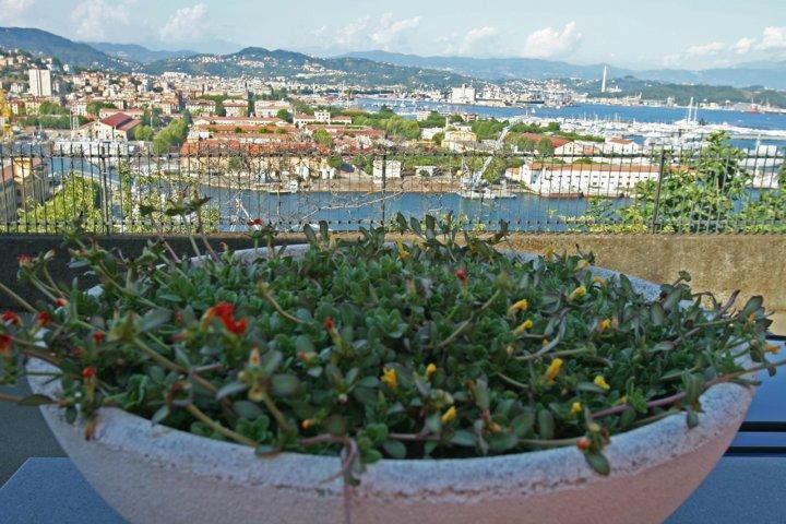 La Finestra Sul Golfo Affittacamere La Spezia Dış mekan fotoğraf